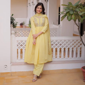 Conjunto de Kurta y Pantalón de Seda Chanderi Pura para Mujer, Diseño Moderno, Kurti con Salwar Kameez Estilo Pakistaní, Traje Étnico - Product Image 1