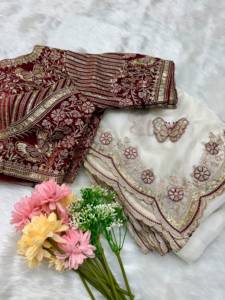 Sari en soie douce de créateur, imprimé floral, avec broderie Cutdana sur toute la surface et bordure découpée, accompagné d'un chemisier entièrement cousu. - Product Image 1
