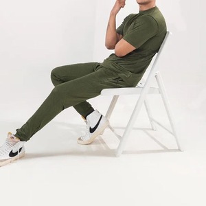 Survêtement d'été pour homme de haute qualité 100% coton - Séchage rapide et respirant, ensemble élégant pour l'entraînement et le jogging - Product Image 4