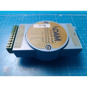 Convertidor de Comunicación Aislado Advantech ADAM-4520 Usado Como Pieza de Repuesto de Equipo Semiconductores Legado - Product Image 2