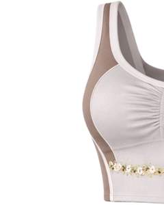 Ensemble deux pièces d'été moulant pour femme, personnalisé, beige et blanc, avec crop top sans manches à col rond et buste froncé, et mini-jupe taille haute - Product Image 4