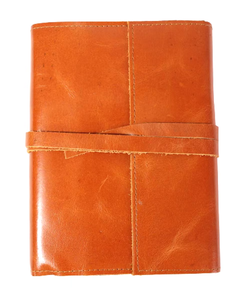 Diario de cuero genuino vintage hecho a mano con papel de borde deshilachado y cierre con llave, cuaderno de cuero - Product Image 1