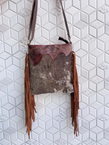 Bolso de Hombro de Cuero con Flecos Estilo Bohemio Vintage, Diseño Artesanal, Piel de Vaca, Moda 2026 - Product Image 4