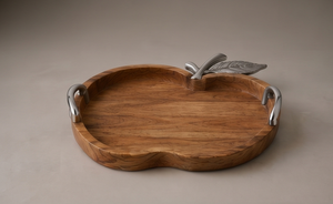 Plateau de service en bois de manguier finition naturelle en forme de pomme, plateau décoratif en bois avec poignée en feuille d'argent - Product Image 3