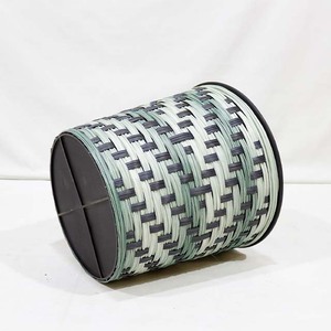 Maceta Cónica de Mimbre Sintético Artex Dong Thap de Primera Calidad, Diseño Geométrico Tricolor, Ecológica y Duradera para Uso en Jardín - Product Image 2