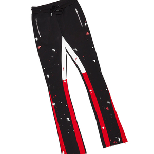Ensemble de survêtement streetwear pour homme, personnalisable, noir et rouge, en polaire polyester à séchage rapide, avec sweat à capuche et pantalon long à cordon de serrage - Product Image 5