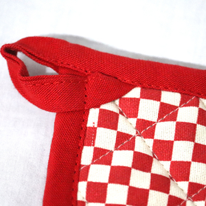 ที่จับหม้อผ้าแคนวาสลายตารางหลากสี ดีไซน์สวยสะดุดตา น้ำหนัก 135-200 กรัมต่อตารางเมตร ผลิตจากผ้าฝ้าย 100% สำหรับใช้ในครัวและบนโต๊ะอาหาร - Product Image 5