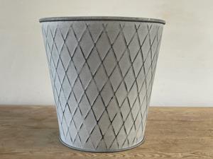 Maceta Galvanizada de Calidad Premium, Perfecta para Flores, Hierbas, Suculentas y Decoración Moderna de Jardines y Hogares, Venta al por Mayor desde India - Product Image 6