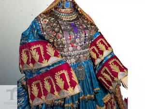 Robe de mariée unique, style Banjara moderne afghan antique, avec appliques en dentelle et broderies à la main, longueur genou. - Product Image 5