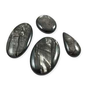 Aamna Gems Onyx noir naturel, pierres précieuses en éclats ovales, polies, approuvées par un tiers, pour la fabrication de bijoux - Product Image 1