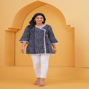 Kurti de Rayón Estampado para Mujer, Azul Marino, Túnica Étnica con Encaje de Pompones, Kurti Informal - Product Image 1