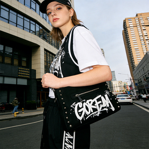 Bolso de Hombro de Diseño de Alta Gama para Mujer, Cartera de Lona Negra de PVC a la Moda, Estilo Europeo y Americano - Product Image 2