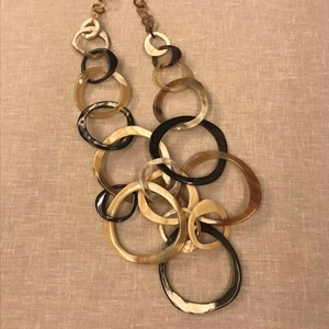 Collar de Cuerno de Búfalo Angel de Omar Creations, Joyería Elegante Hecha a Mano de Alta Calidad, Cuerno de Buey Real para Mujer, Venta al por Mayor - Product Image 1