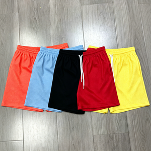 กางเกงขาสั้นบาสเก็ตบอลผ้าโพลีเอสเตอร์ตาข่ายสำหรับผู้ชาย พร้อมส่งจากโรงงาน - Product Image 2