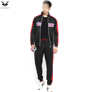 Conjuntos Deportivos para Hombre, Diseño Único, de Alta Calidad, Color Negro y Rojo, con Estampado Personalizado, Tacto Suave, los Más Vendidos - Product Image 4