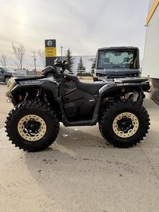 Cuatrimoto ATV de Alto Rendimiento con Motor V-Twin de 999cc, CVT, 4x4, Diferencial Bloqueable, Sistema de Refrigeración Líquida y Potencia Todoterreno - Product Image 4
