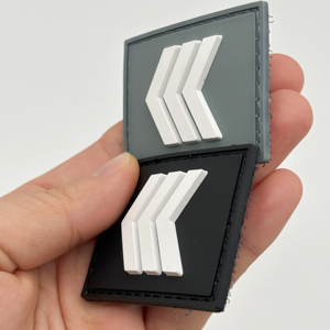 Badge en caoutchouc PVC personnalisé à coudre, patch souple 3D gaufré pour vêtements, chapeaux, casquettes, sacs, vestes, accessoires vestimentaires, logo personnalisé - Product Image 2