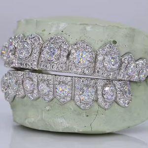 Magnifiques bijoux dentaires en argent 925, grillz de luxe en argent sterling avec diamants de laboratoire, fournisseur certifié IGI, diamants VVS de qualité supérieure - Product Image 1