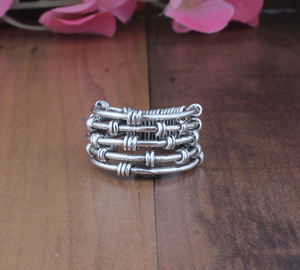 Anillo Artesanal de Plata de Ley Envuelto en Alambre, Joyería Única de Alambre Tejido para Mujer, Anillo Clásico de Boda al por Mayor - Product Image 1