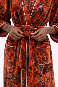 ชุดคลุมกิโมโนกำมะหยี่พิมพ์ลายด้วยมือ สไตล์วินเทจ หรูหรา นุ่มสบาย ระบายอากาศได้ดี สำหรับผู้หญิงไซส์พลัส แขนครึ่งตัว ยาวถึงเข่า - Product Image 3