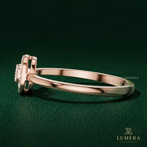 Anillo de Eternidad con Halo Floral en Oro Rosa, Diamante Cultivado en Laboratorio, Corte Brillante Redondo, Joyería Fina para Propuesta de Matrimonio, para Damas - Product Image 4