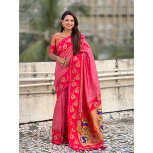 Sari en soie douce rose pâle Lotus Paithani par Elite Weaves 650g Vêtements indiens et pakistanais - Product Image 6