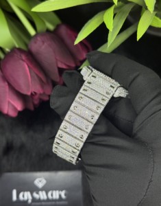 Reloj de Lujo con Incrustaciones de Diamantes Estilo Hip Hop, Cristal de Cuarzo VVS Moissanite, Esfera Cuadrada, Acero Inoxidable - Product Image 3