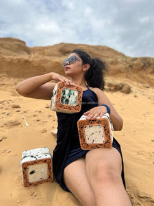 Real 100% pelo de vaca genuino en joyería de cuero organizador de joyería de viaje mínimo cuero en relieve mejores almacenes de joyería personalizados - Product Image 4