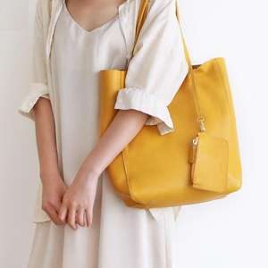 Low Moq Women <b>Leather</b> Hand <b>Bag</b> /<b>Leather</b> Tote <b>Bag</b> for Women in Whole Sale Price /Handbag for Women Fashion Tote - Product Image 6