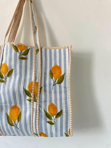 Sac fourre-tout bohème matelassé motif citron, fait main en coton, fermeture ouverte, grand sac de marché à bandoulière floral, toutes saisons CRAFT HACKLE - Product Image 4