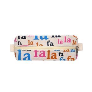 Pochette de maquillage en toile de coton biologique écologique personnalisée Funky à la mode fermeture éclair durable lettre personnalisée imprimée par sublimation - Product Image 1