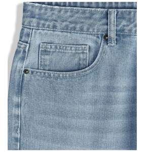 Pantalon en jean vintage bleu clair pour homme moderne – Vente en gros personnalisée, coupe décontractée, style streetwear - Product Image 2