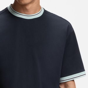 T-shirt à col rond au design élégant et contrastant, mode décontractée moderne pour l'été, service OEM, vêtements décontractés. - Product Image 4