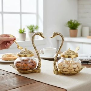 Bocaux de conservation en laiton en forme de cygne avec couvercles et cuillères métalliques, design vintage pour la cuisine - Product Image 1