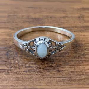 <b>Moonstone</b> Fashion <b>Ring</b> 2.3 Grams Weight - Product Image 3