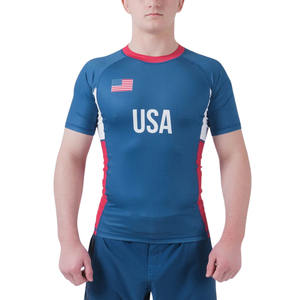 Rashguard MMA unisexe personnalisé à manches courtes 220 GSM 100% polyester séchage rapide compression fabricant OEM UPF50 respirant - Product Image 1