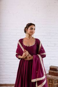 Lanzamiento del Nuevo Conjunto de Fiesta de Diseñador: Top, Sharara, Plazzo y Dupatta - Product Image 2