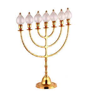 Menorah de Latón Estilo Antiguo, Portavelas Judío Tradicional para Hanukkah, Decoración Religiosa para Mesa de Síngula o Hogar - Product Image 6