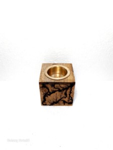 Le HANDICRAFT HUB Brûleur d'encens artisanal en bois de manguier avec insert en laiton Diffuseur aromatique écologique Utilisation toute saison - Product Image 2
