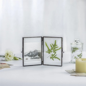 Hot Selling Vintage Black Metal Double <b>Glass</b> <b>Photo</b> <b>Frames</b> for Pressed Flowers and Leaves Tabletop Decorations - Product Image 1