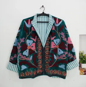 Chaqueta Boho Chic de Terciopelo Verde Menta con Bordado Suzani y Vibrante Trabajo de Hilo Floral, Abrigo de Moda para Mujer Otoño Invierno - Product Image 1