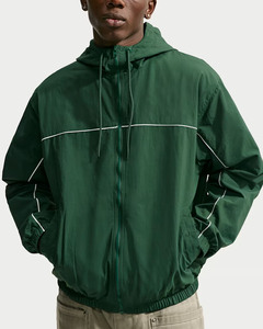 Veste coupe-vent à capuche verte pour homme, décontractée, en polyester, fermeture éclair, coupe régulière, pour l'automne, séchage rapide, logo frontal - Product Image 1