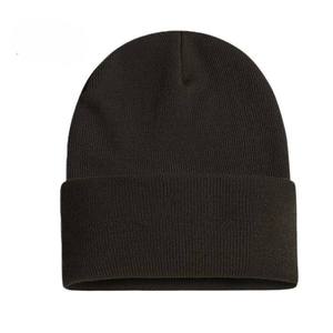 Gorro de Punto Personalizado con Letras y Diseño Estampado para Marcas de Ropa, Etiqueta Privada y Compradores Mayoristas - Product Image 3