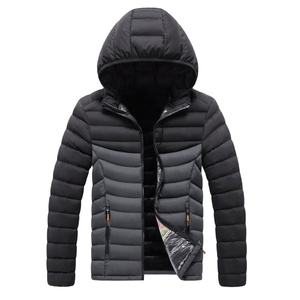Chaqueta de Plumón Personalizada con Logotipo OEM de Alta Calidad, Chaqueta Gruesa con Capucha para Hombre, Chaqueta Bomber Brillante de Invierno Personalizada para Hombre - Product Image 1