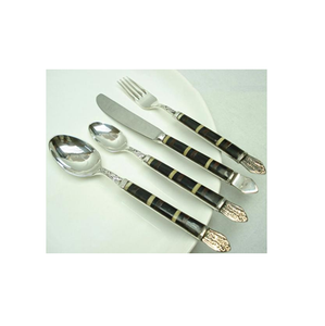 Ensemble de couverts de luxe 4 pièces en acier inoxydable avec poignée torsadée, durable, compatible lave-vaisselle, couteau, fourchette, cuillère, finition miroir spirale - Product Image 3