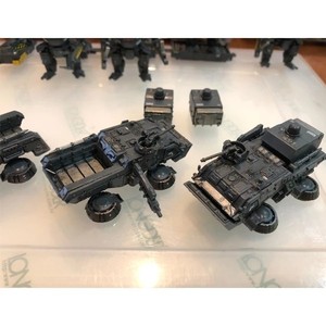 IQFUN en stock, accesorios de PVC de Taiwán para hangar, soporte de mando para hovercraft, equipo 08, escena de guerra, modelo de juguete de 30 piezas - Product Image 3