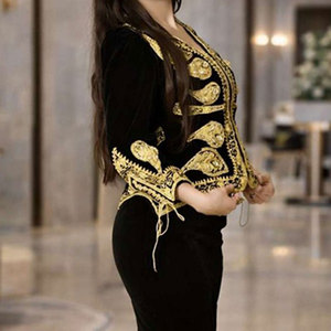 Ensemble de mariage traditionnel algérien en velours noir brodé émeraude, Karakou algérien, vêtements africains - Product Image 3