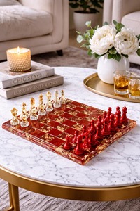 Jeu d'échecs moderne en résine écologique fait main, pièces noires translucides, plateau de jeu de luxe, artisanat en résine personnalisable - Product Image 2