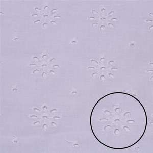 Tela Blanca 100% Algodón Peinado con Bordado Schiffli Calado, Transpirable y Ligera, Estampada para Vestidos y Prendas de Mujer y Niña - Product Image 3