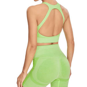 Ensemble de sport athleisure sans coutures pour femme : Legging taille haute et brassière de sport courte, tenue d'entraînement active extensible - Product Image 3